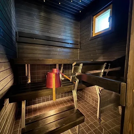 Lumilyhty B Akaslompolo